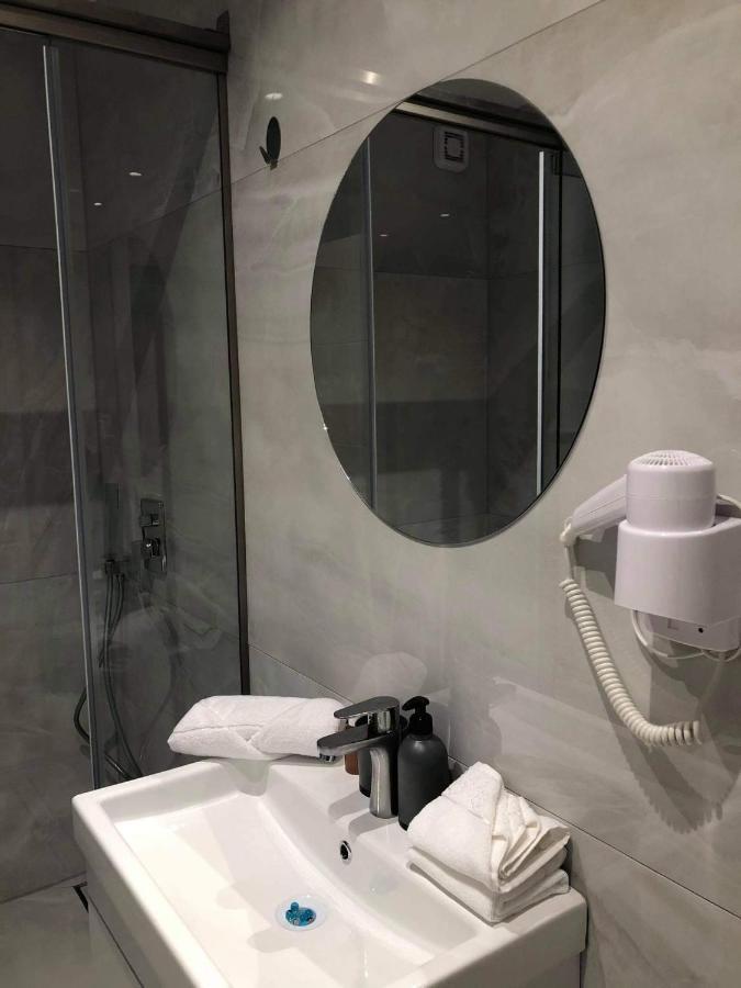 New Prishtina Luxury Rooms Pristina Eksteriør bilde