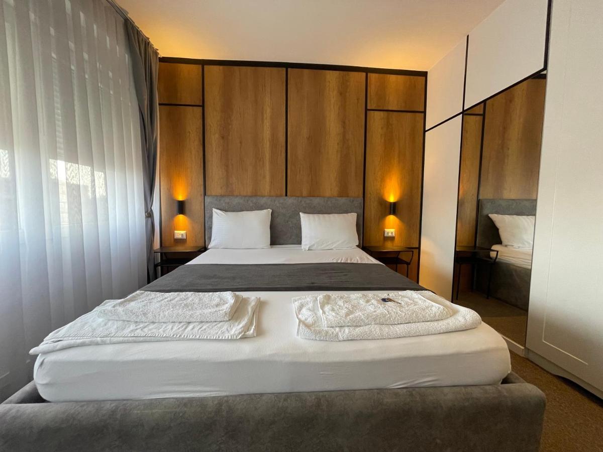 New Prishtina Luxury Rooms Pristina Eksteriør bilde