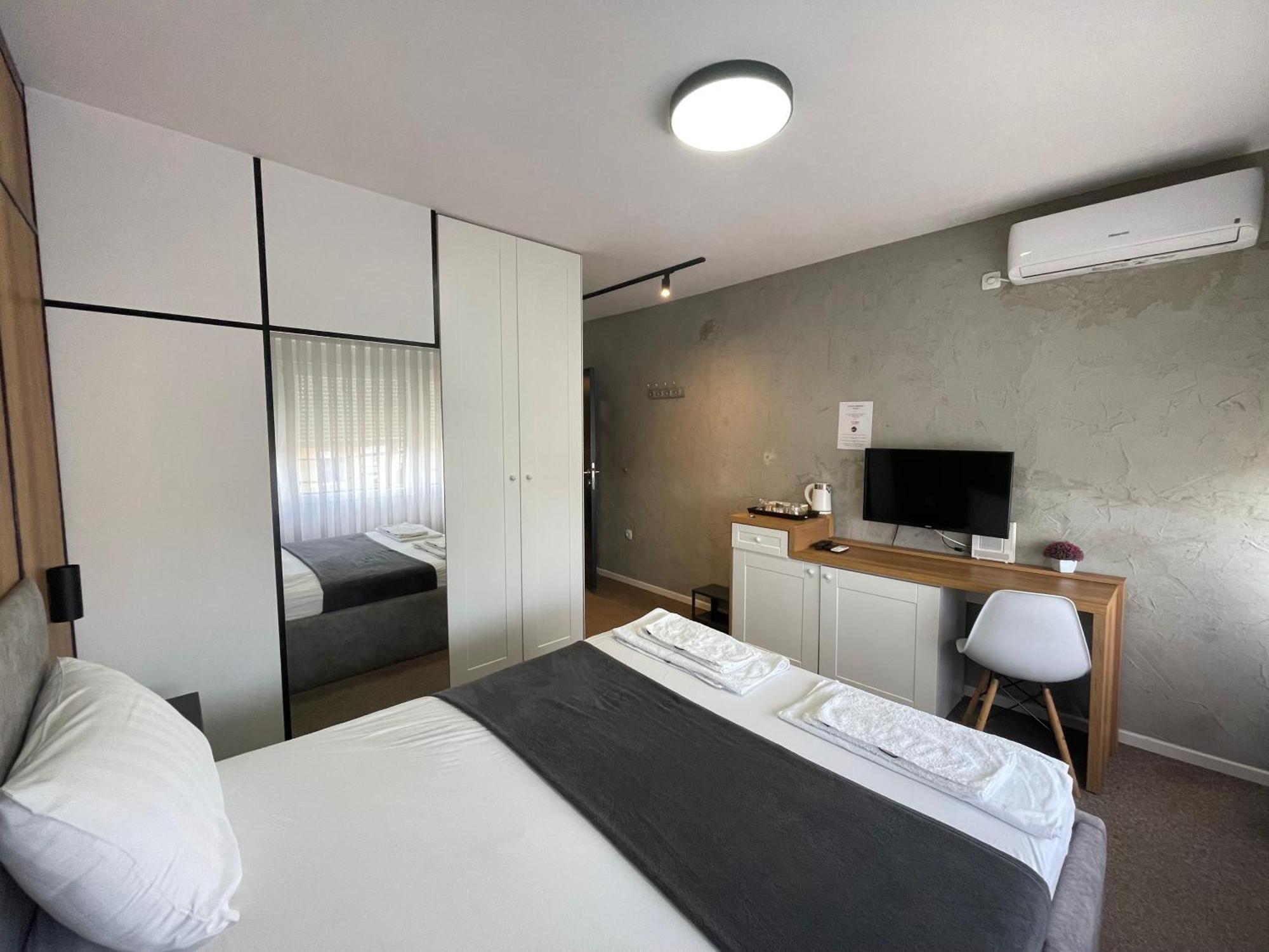 New Prishtina Luxury Rooms Pristina Eksteriør bilde